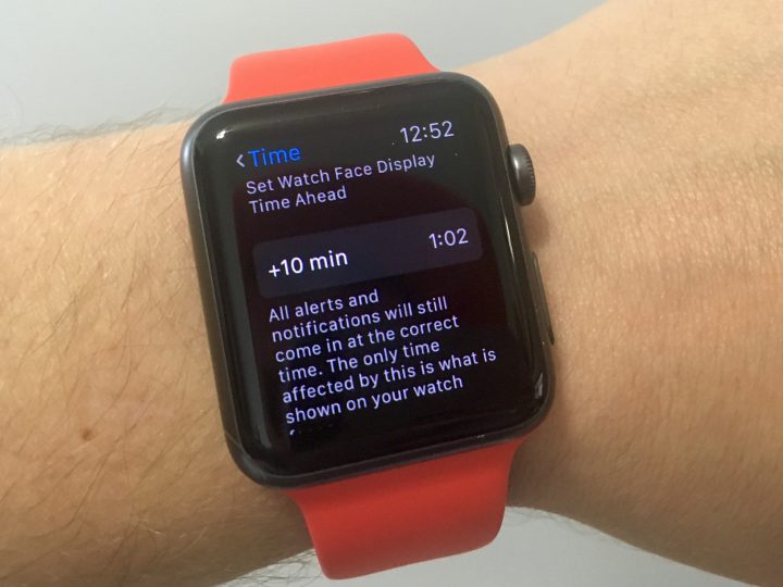 Set Your Apple Watch 10 Minutes Fast